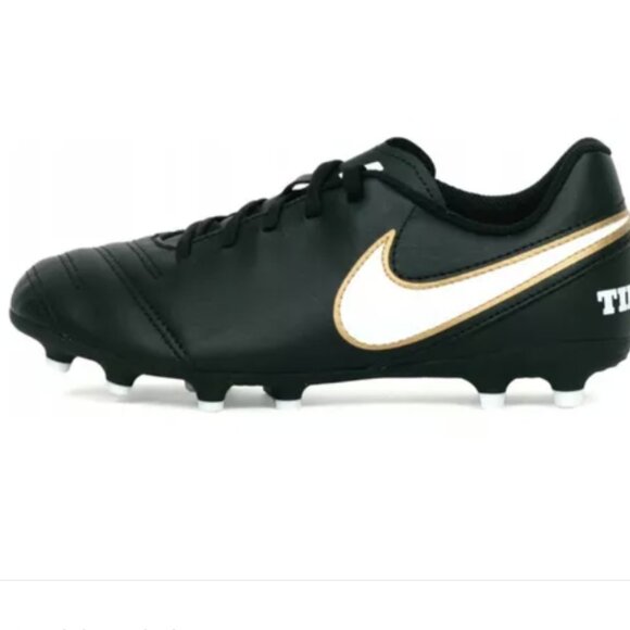 Nike Other - The Nike JR TIEMPO RIO III FG youth cleat size 4.5